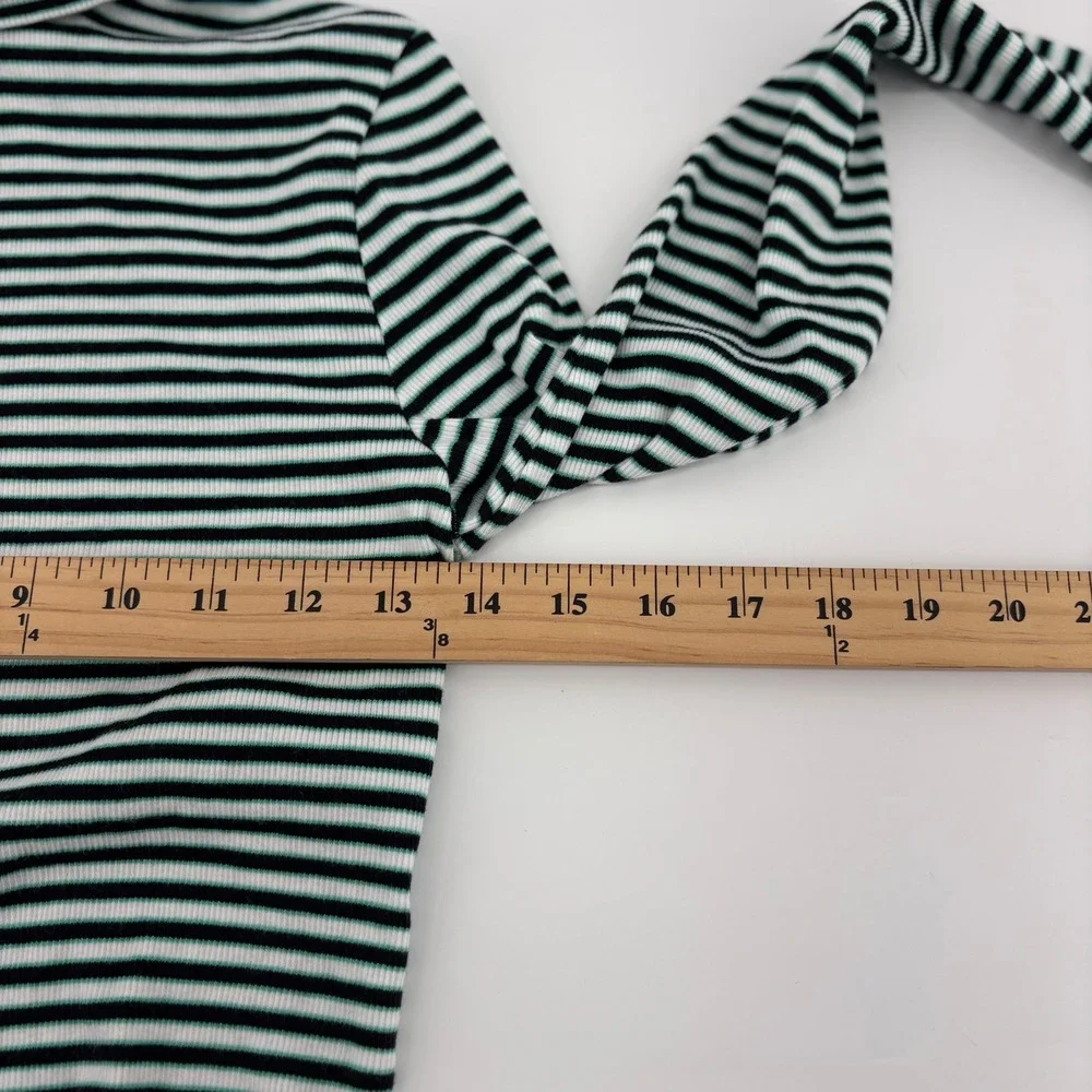 Levis Womens Striped Turtleneck‎ Cropped Long Sleeve Top XS Black White Green